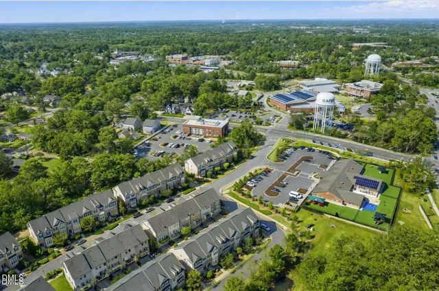 540 Old Mill Village Drive, Apex, NC 27502
