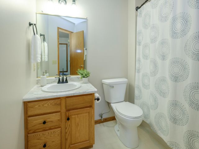 2912 Hunters Place, Comstock Twp, MI 49048