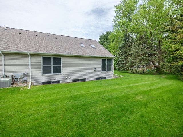 2912 Hunters Place, Comstock Twp, MI 49048