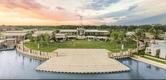 4143 Champlain Way, Iowa Colony, TX 77583