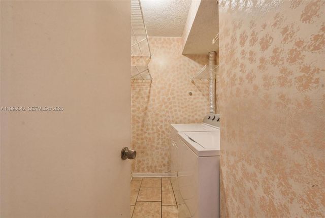 7740 NW 50th St 201, Lauderhill, FL 33351