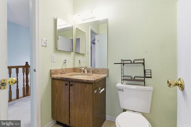 48 OLD MILL LN, Southampton, PA 18966