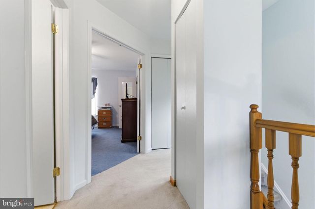 48 OLD MILL LN, Southampton, PA 18966