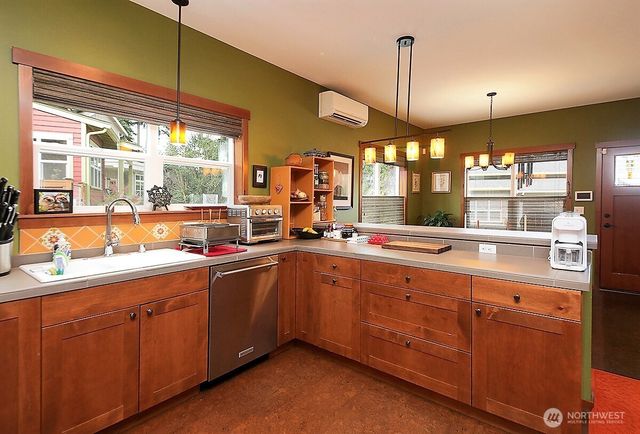 240 Clover Court, Langley, WA 98260