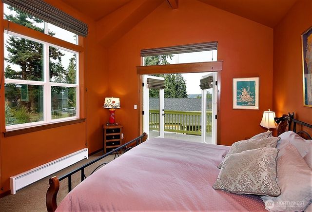 240 Clover Court, Langley, WA 98260