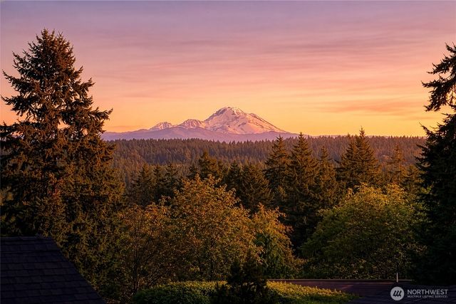 240 Clover Court, Langley, WA 98260