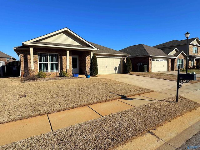 121 Daymark Drive, Madison, AL 35756
