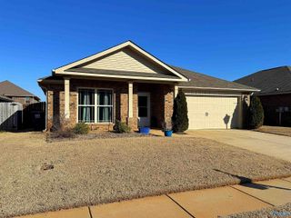 121 Daymark Drive, Madison, AL 35756