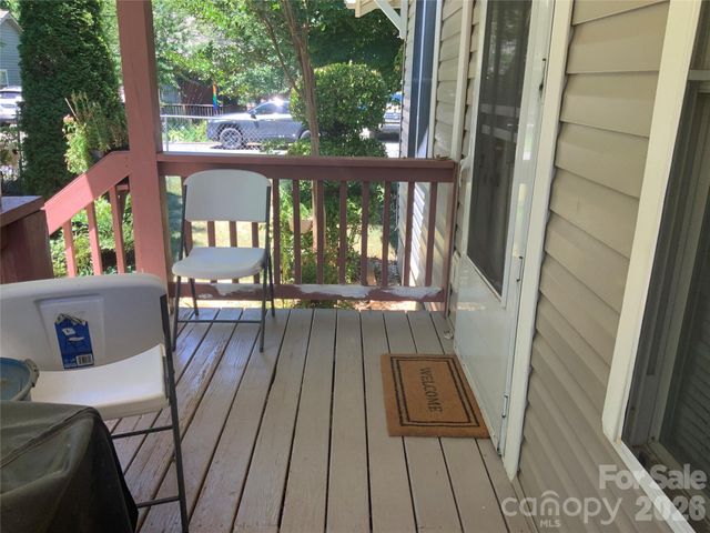 17 Buttonwood Court, Asheville, NC 28806