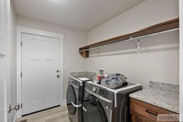 1082 Alpine Ave, Chubbuck, ID 83202