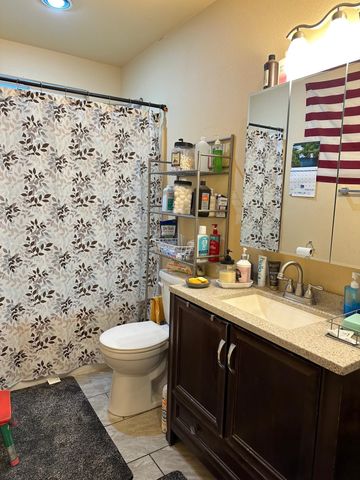 18427 W Burnett Rd, Nine Mile Falls, WA 99026