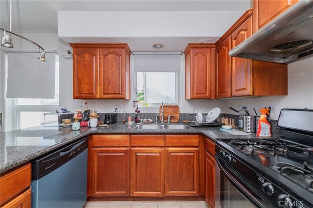 636 E 220th, Carson, CA 90745