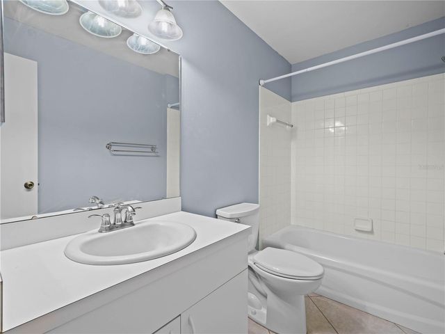 525 WINTER TERR ROAD 525, Winter Haven, FL 33881
