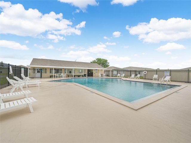 525 WINTER TERR ROAD 525, Winter Haven, FL 33881