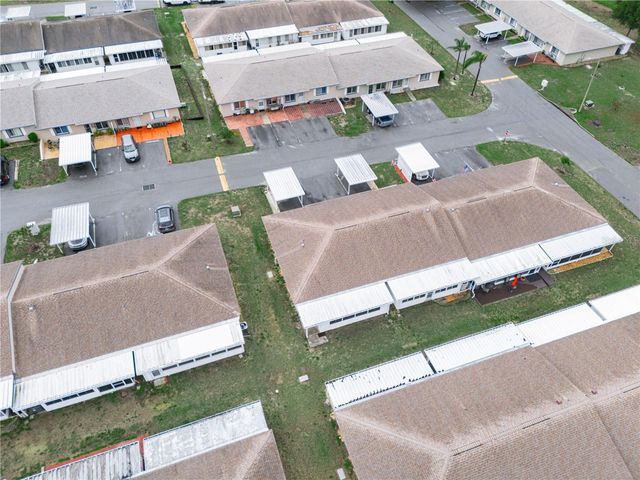 525 WINTER TERR ROAD 525, Winter Haven, FL 33881