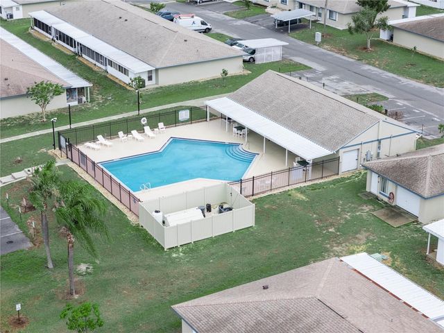 525 WINTER TERR ROAD 525, Winter Haven, FL 33881
