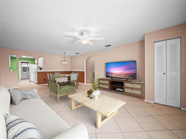 525 WINTER TERR ROAD 525, Winter Haven, FL 33881