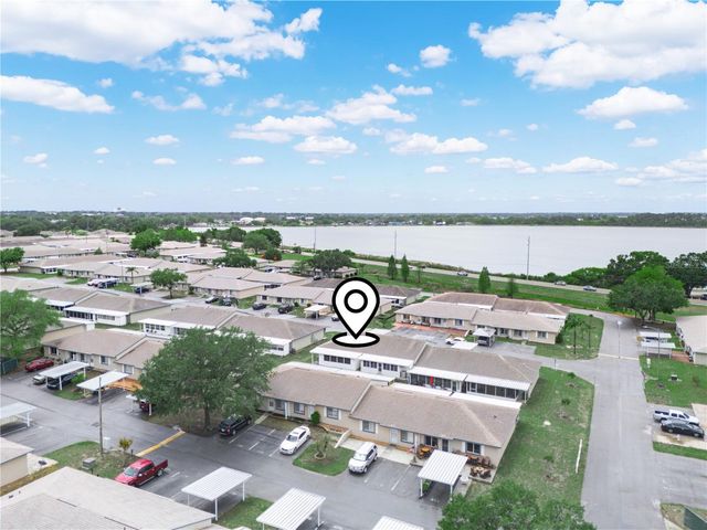 525 WINTER TERR ROAD 525, Winter Haven, FL 33881
