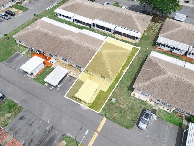 525 WINTER TERR ROAD 525, Winter Haven, FL 33881