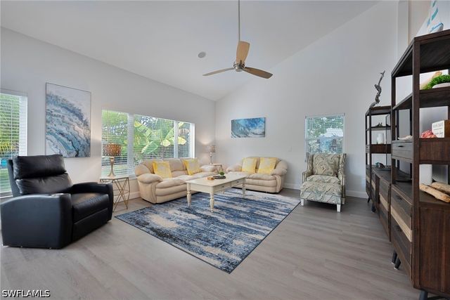 27218 Barefoot LN, Bonita Springs, FL 34135