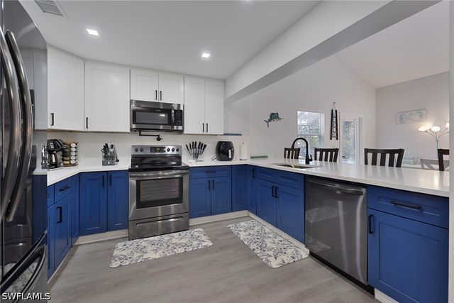 27218 Barefoot LN, Bonita Springs, FL 34135