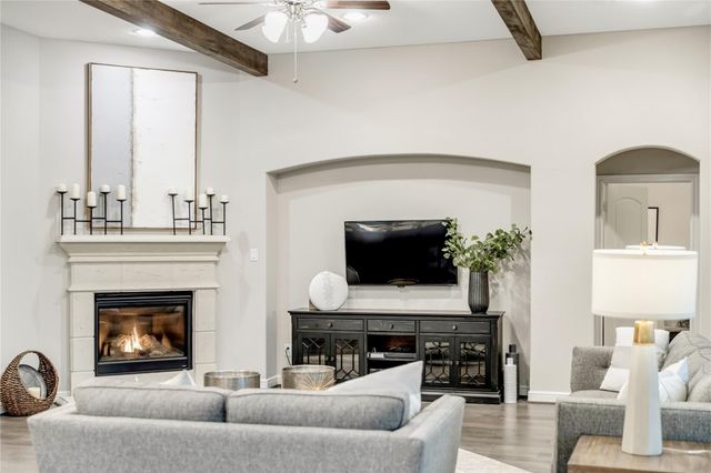 1940 Golden Spruce Lane, Conroe, TX 77301