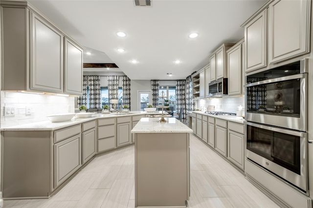 1940 Golden Spruce Lane, Conroe, TX 77301