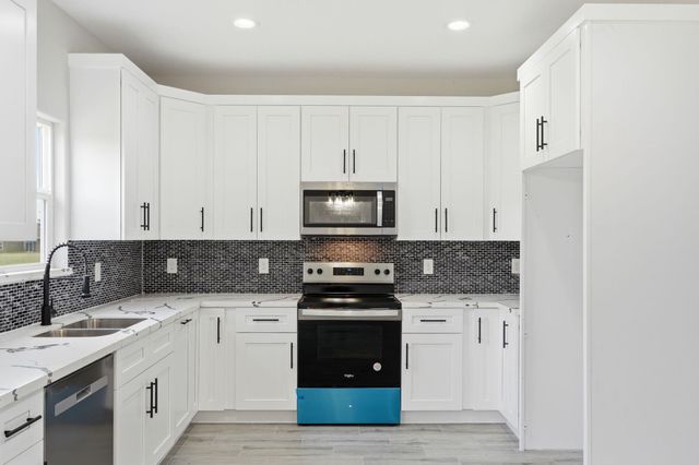 44 Meadow Lake Drive, Trinity, TX 75862