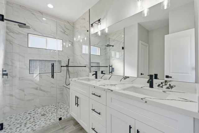 44 Meadow Lake Drive, Trinity, TX 75862