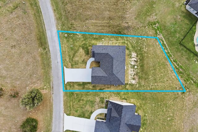 44 Meadow Lake Drive, Trinity, TX 75862