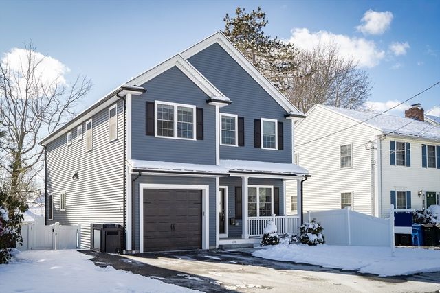 126 Dale St, Waltham, MA 02451
