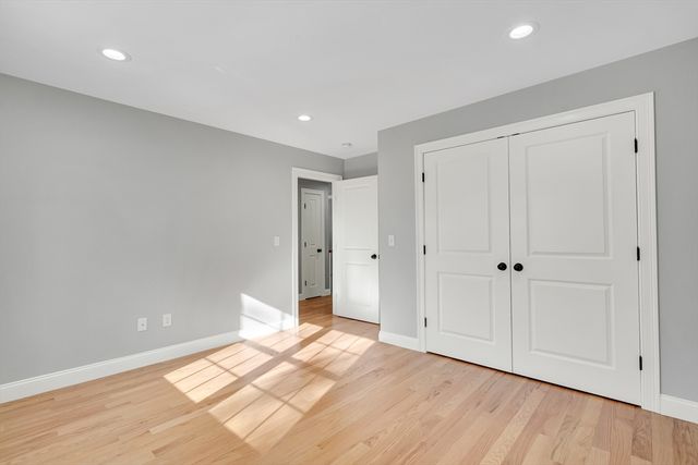 126 Dale St, Waltham, MA 02451