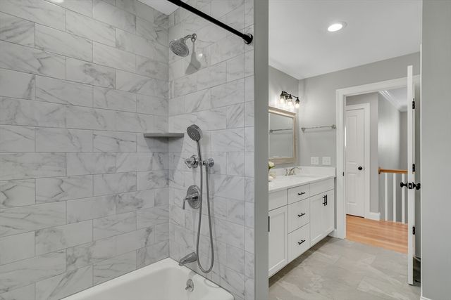 126 Dale St, Waltham, MA 02451