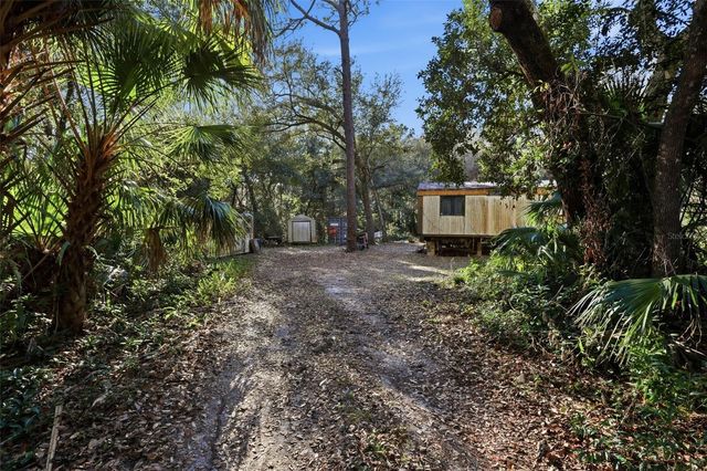 932 COUNTRY CLUB ROAD, Sanford, FL 32773