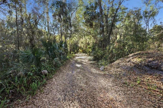 932 COUNTRY CLUB ROAD, Sanford, FL 32773