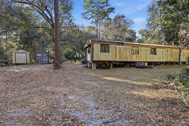 932 COUNTRY CLUB ROAD, Sanford, FL 32773