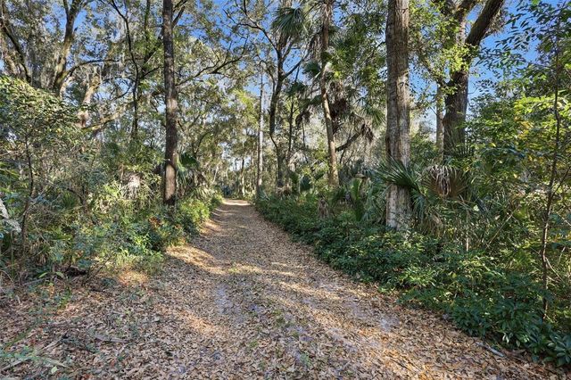 932 COUNTRY CLUB ROAD, Sanford, FL 32773