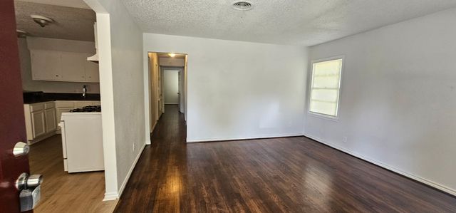 5170 Cardiff Street, Dallas, TX 75241