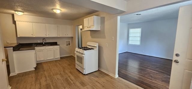5170 Cardiff Street, Dallas, TX 75241