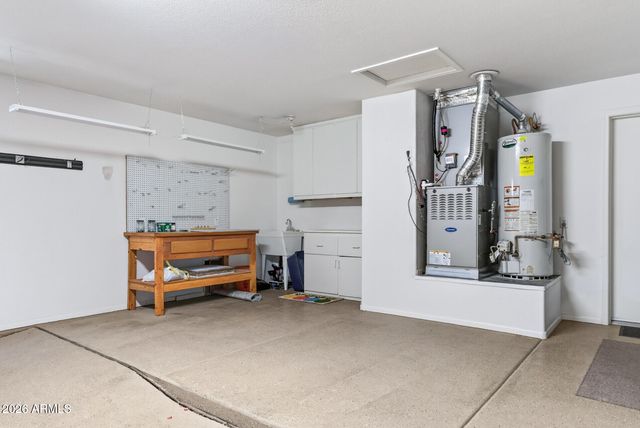 16190 W RED ROCK Drive, Surprise, AZ 85374