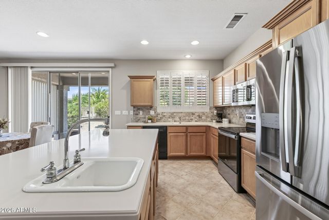 16190 W RED ROCK Drive, Surprise, AZ 85374