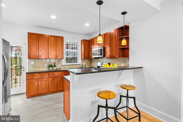 2126 4TH ST NE, Washington, DC 20002