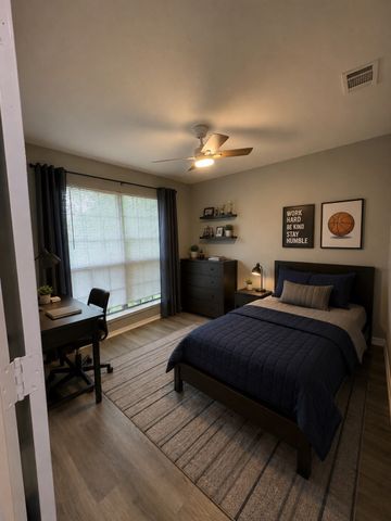 1120 Old Barn Lane, Mesquite, TX 75149