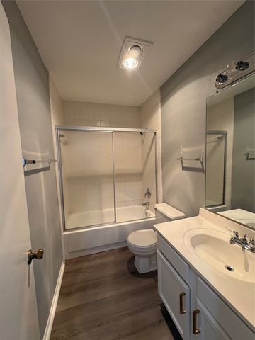 1120 Old Barn Lane, Mesquite, TX 75149