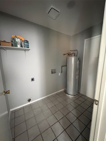 1120 Old Barn Lane, Mesquite, TX 75149