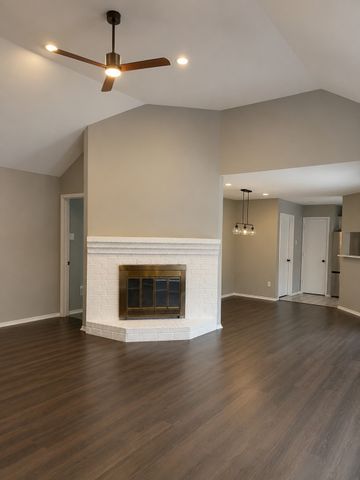 1120 Old Barn Lane, Mesquite, TX 75149