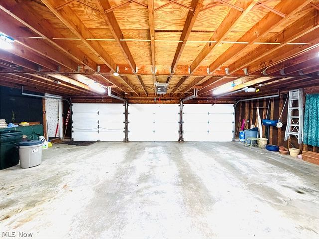 2950 Ash Meadows Boulevard, Zanesville, OH 43701