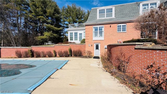 2950 Ash Meadows Boulevard, Zanesville, OH 43701