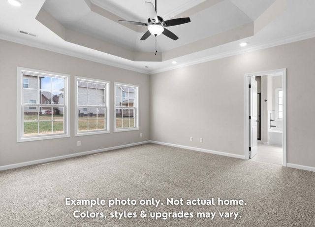 637 Woodrush Dr, Clarksville, TN 37040