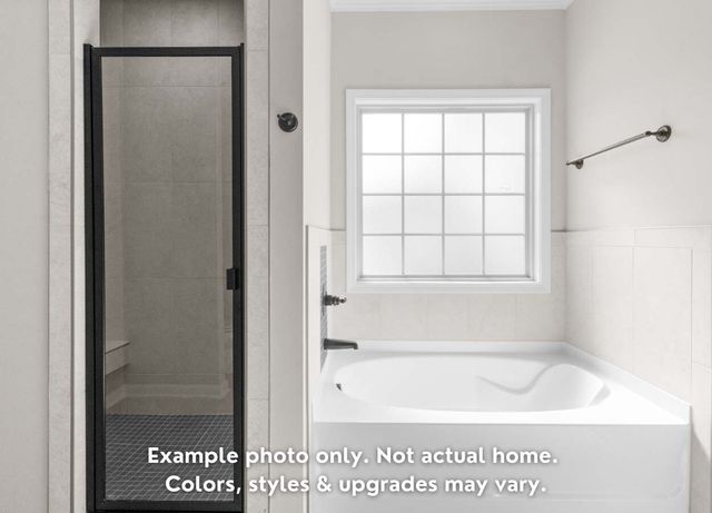 637 Woodrush Dr, Clarksville, TN 37040